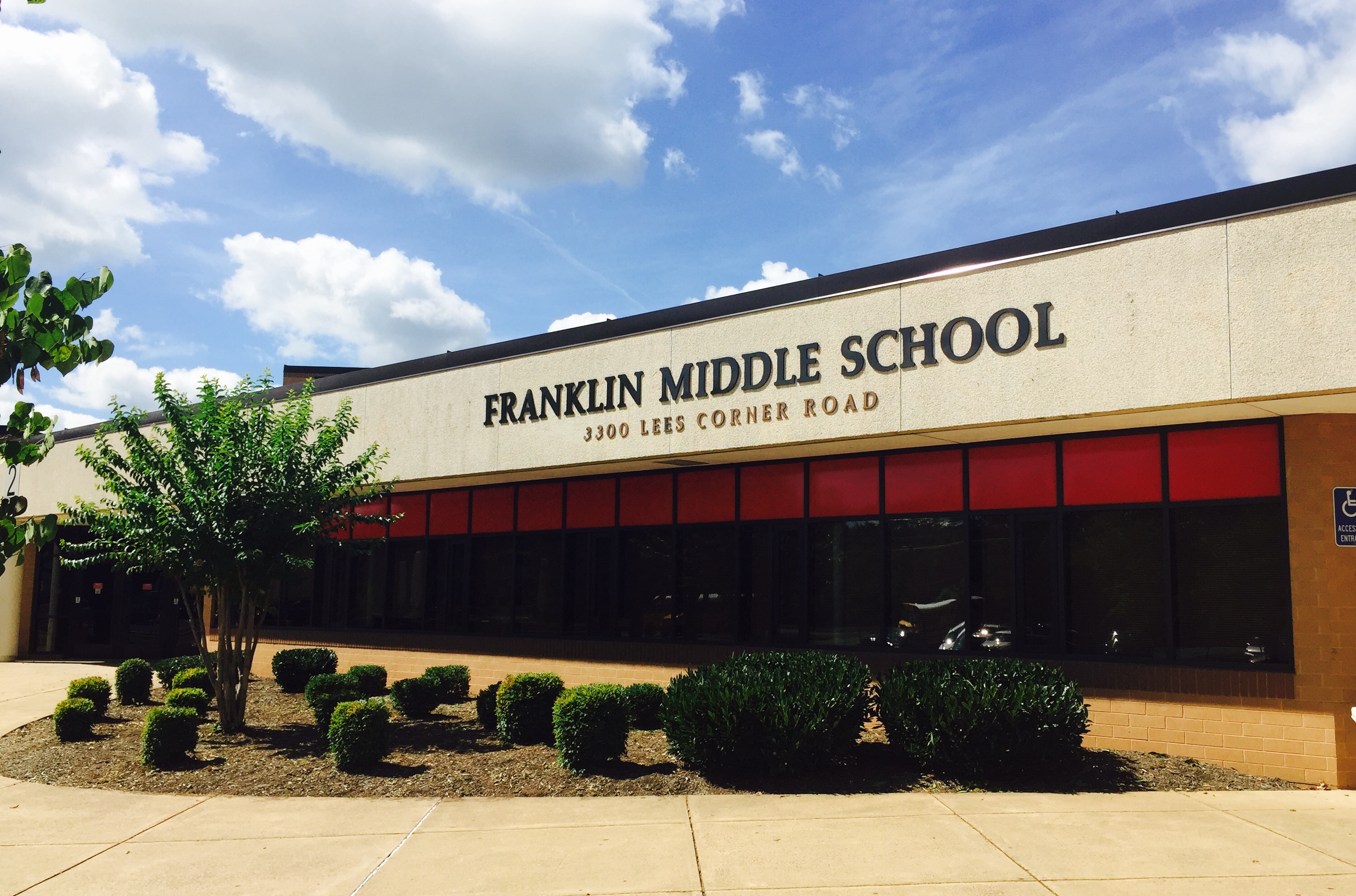 Franklin middle outlet school